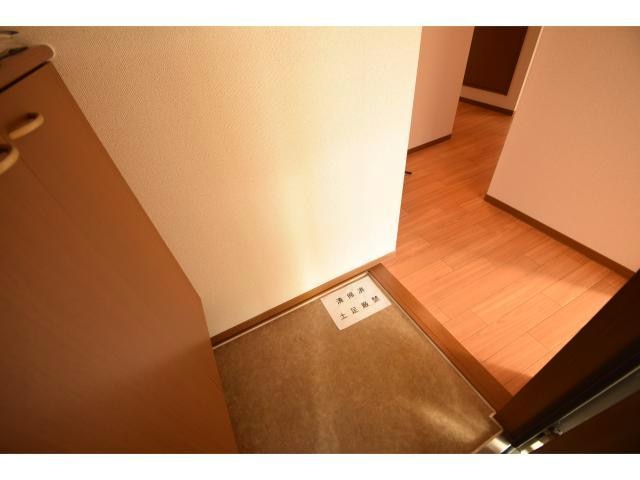 玄関・シューズボックス付です♪ 曽汀ガーデン