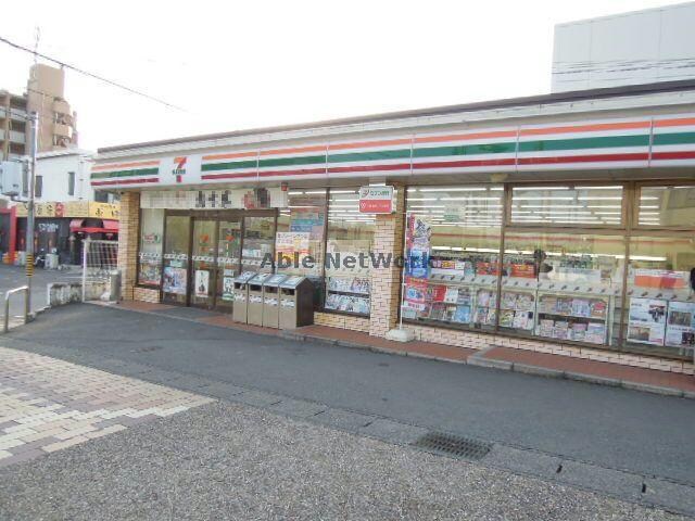 セブンイレブン犬山松本町店(コンビニ)まで141m 白帝ビル