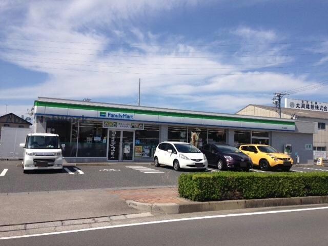 ファミリーマート大口余野店(コンビニ)まで365m グリーンハイツ白山第二
