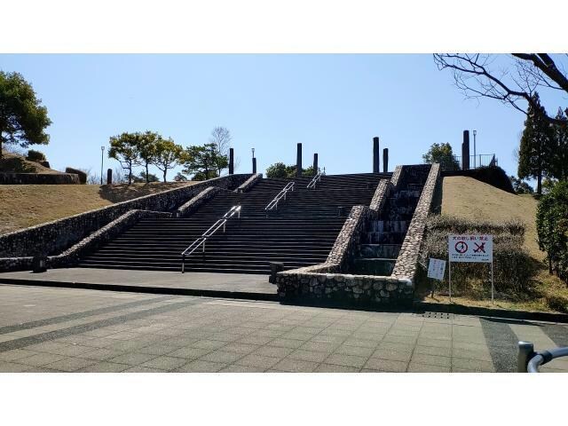 犬山ひばりケ丘公園(公園)まで1327m サニーホームⅡ