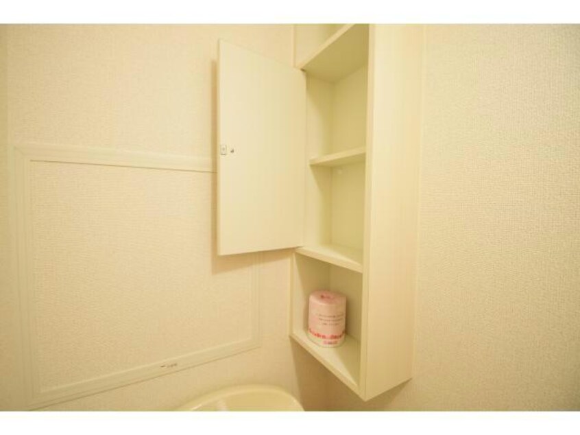 トイレ上収納 オークフォレスト明和Ⅵ