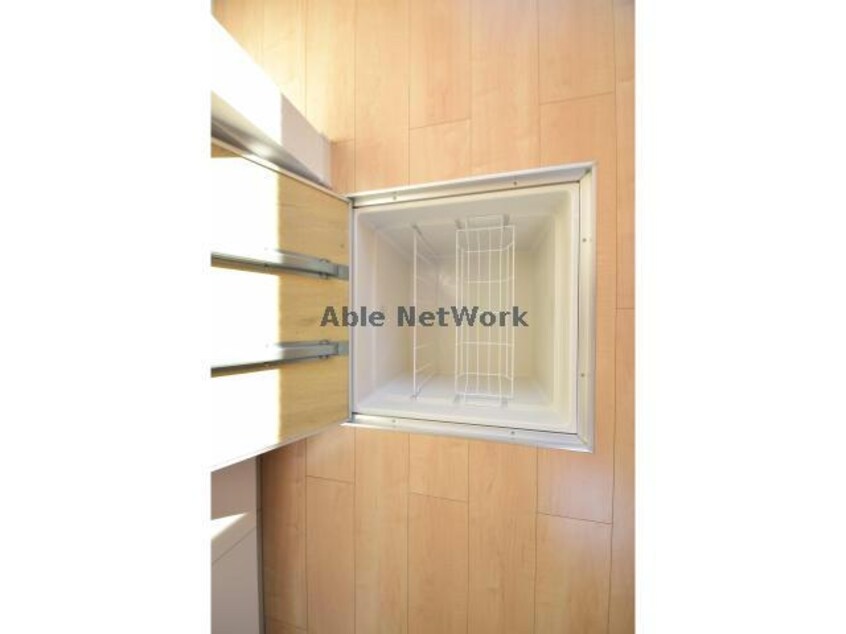  エアリーウッド