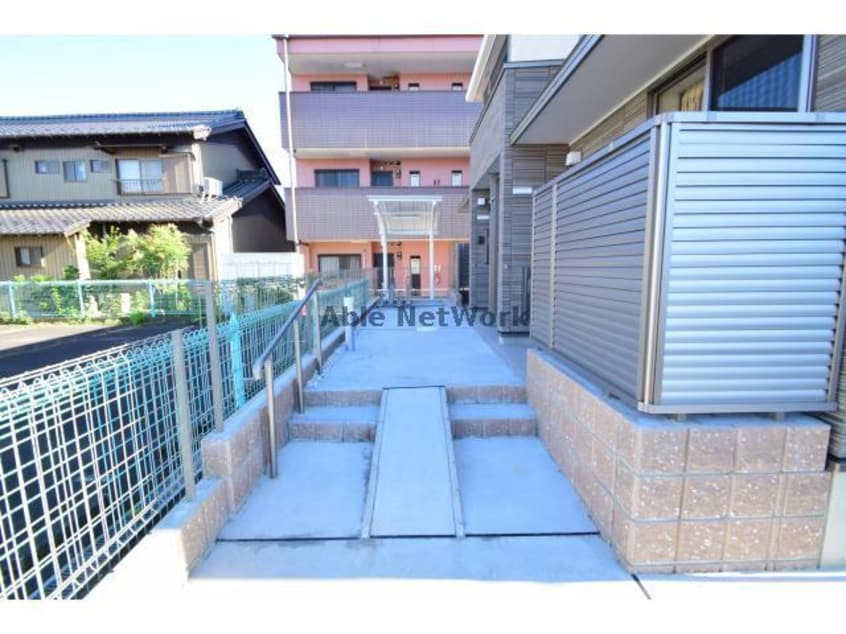  トレスポリシア