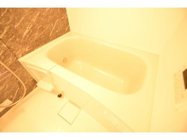  トレスポリシア