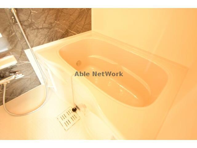  ホワイトメゾン錦