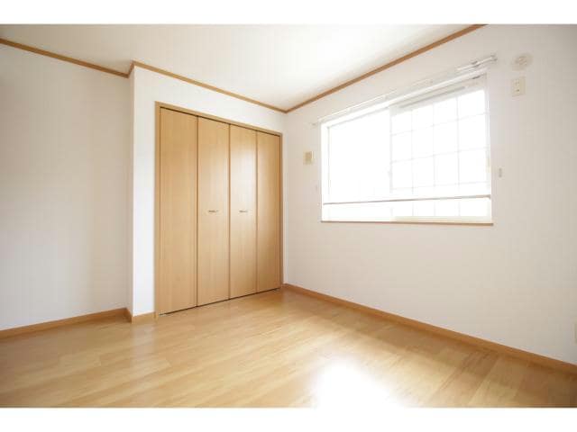  ヴィヴァーチェ春日野Ｃ