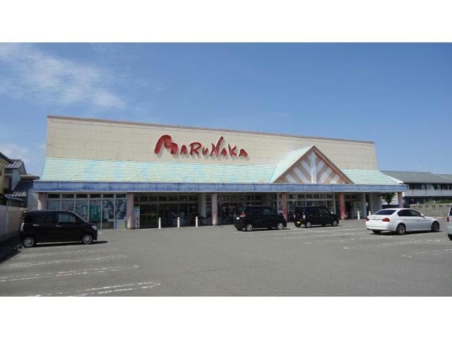 マルナカ北島店(スーパー)まで897m グリーンテラスＢ