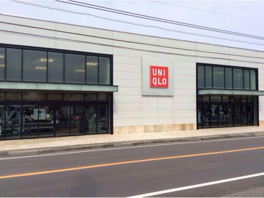 ユニクロ徳島藍住店(ショッピングセンター/アウトレットモール)まで1623m ピース・クレアＣ