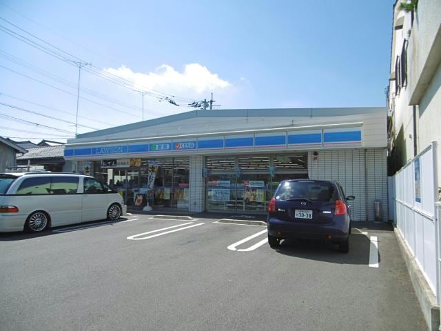 ローソン徳島城南町四丁目店(コンビニ)まで594m 松原マンション