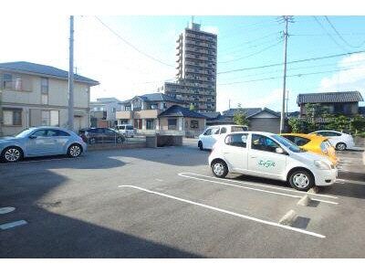 駐車場 サマーブリーズⅢ