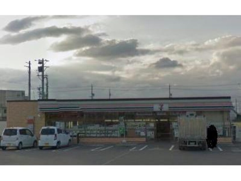 セブンイレブン刈谷小垣江町店(コンビニ)まで515m 柘植マンション