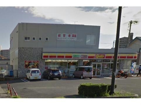 デイリーヤマザキ安城箕輪店(コンビニ)まで483m アンプルールリーブル神楽山