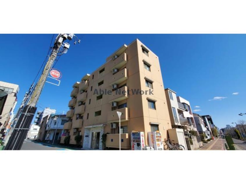  カーサ・ディ・アストゥロ（熊谷市星川）