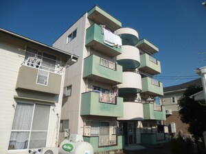 コーポアイリス