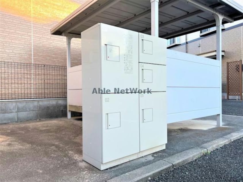  ＰＥＴＩＴ　ＥＴＯＩＬＥ　A/B（行田市栄町）