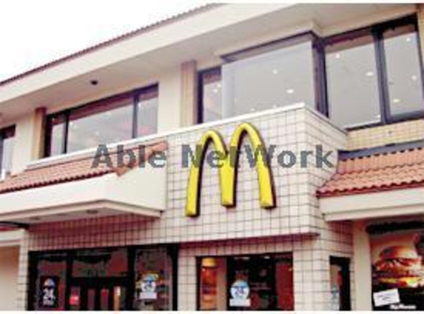 マクドナルド鴻巣店(その他飲食（ファミレスなど）)まで1476m エスポワール（鴻巣市箕田）