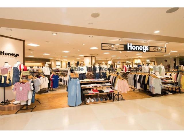 ハニーズ熊谷ティアラ店(ショッピングセンター/アウトレットモール)まで784m アルティア（熊谷市曙町）