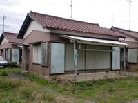 赤城町鶴田貸家