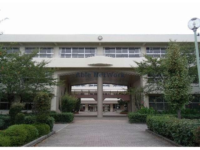 行田市立西中学校(中学校/中等教育学校)まで1279m ハイハオ　Ｔ・Ｏ（行田市大字持田）
