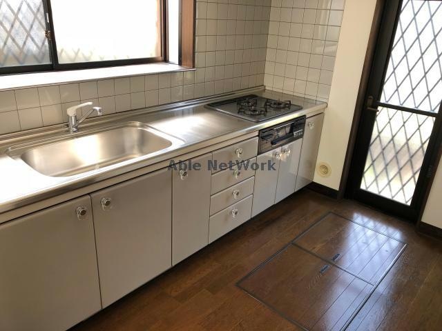  拾六間貸家（住友不動産新築そっくりさん）