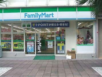 ファミリーマート深谷上柴東店(コンビニ)まで331m メゾンイーストセブン（深谷市上柴町東）1-020813001