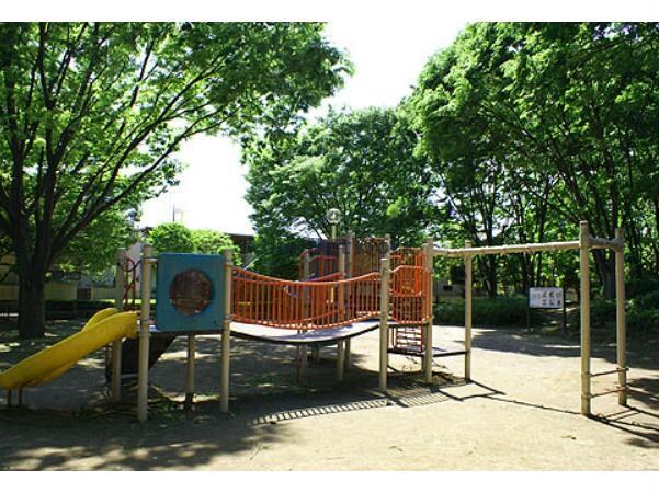 上柴中央公園(公園)まで2343m クレシアA（深谷市上野台）