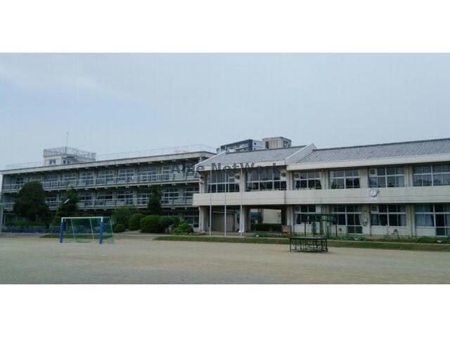 熊谷市立熊谷南小学校(小学校)まで2467m ブリーゼ（熊谷市広瀬）