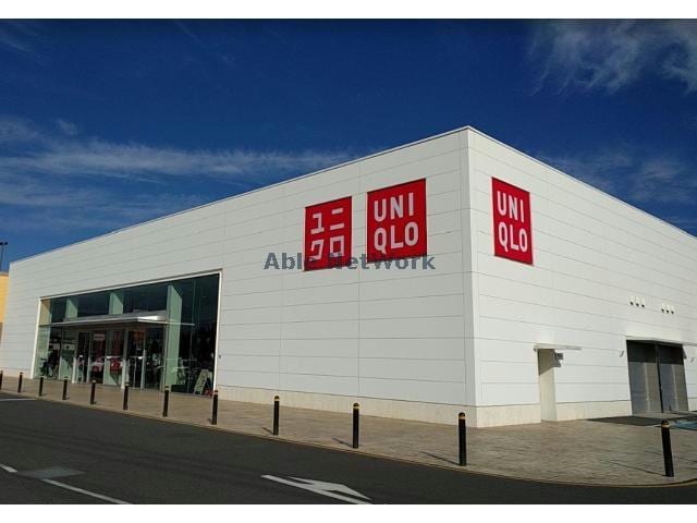 ユニクロフォルテ深谷店(ショッピングセンター/アウトレットモール)まで405m カームリー（深谷市東方町）02387320