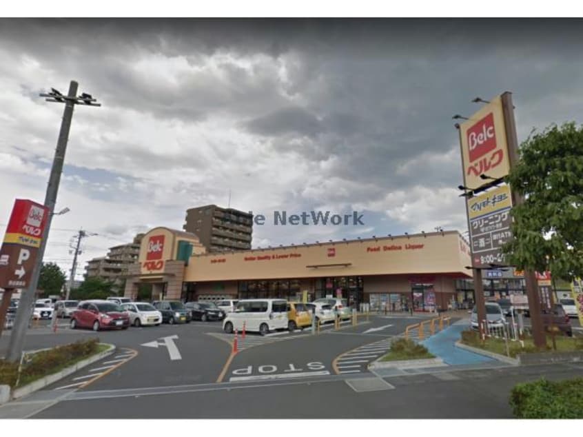 ベルク熊谷銀座店(スーパー)まで898m グランインカム曙（熊谷市曙町）