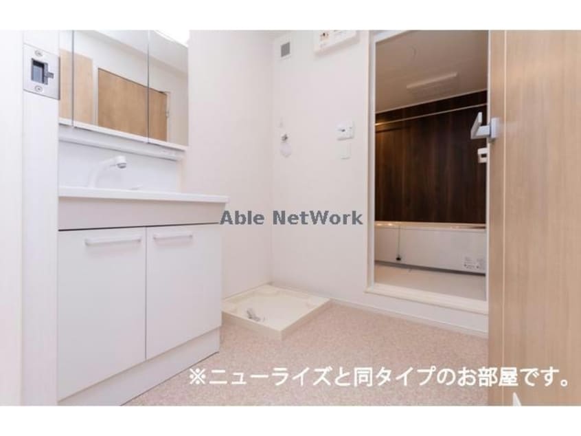  カーサエスクランⅢ（熊谷市妻沼）