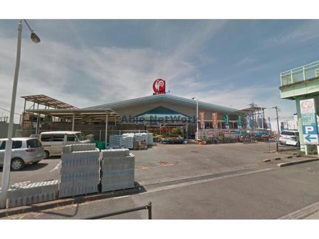 コメリハード＆グリーン深谷店(電気量販店/ホームセンター)まで956m ヒカルサ深谷ノース（深谷市西大沼）