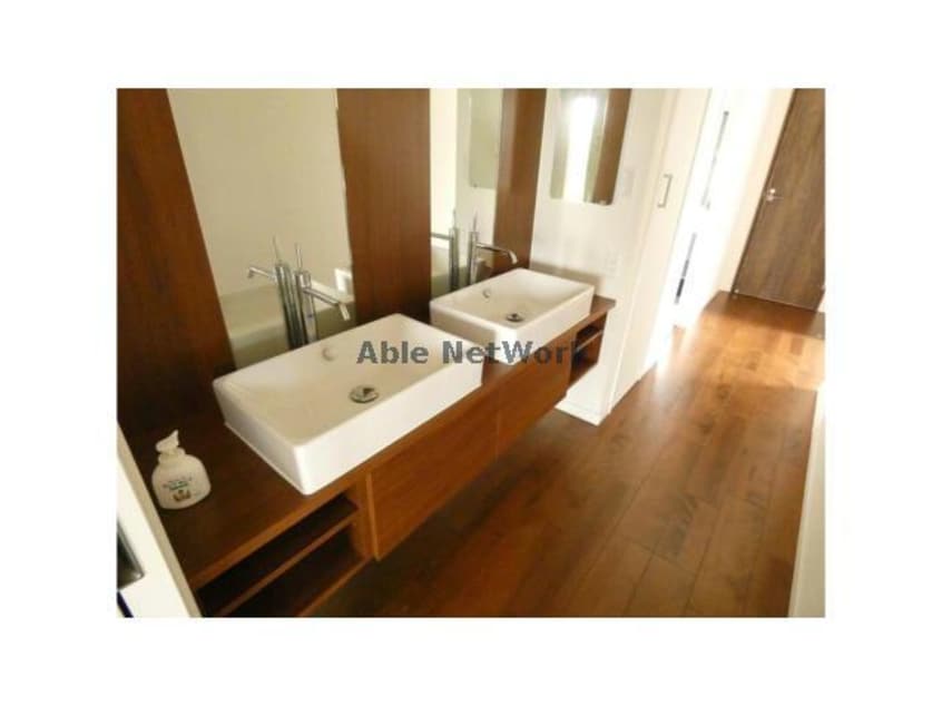  熊谷貸家（熊谷市新島）