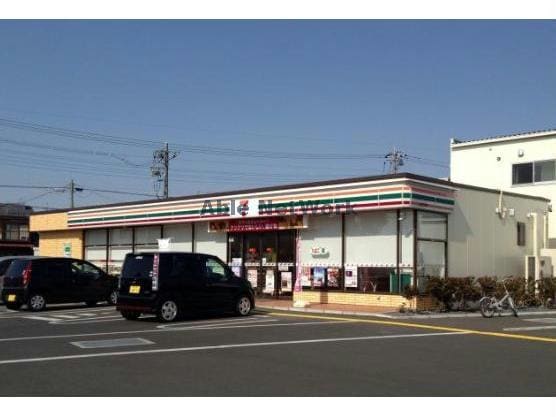 セブンイレブン行田桜町3丁目店(コンビニ)まで873m シティハイムサザン（行田市桜町）