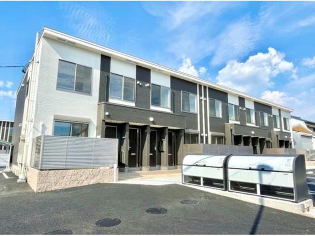  ドエル・カルミア