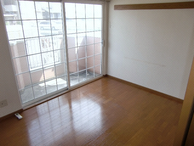  クレストール鈴鹿