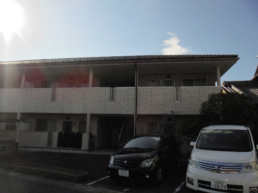  エメラルド・グリーン