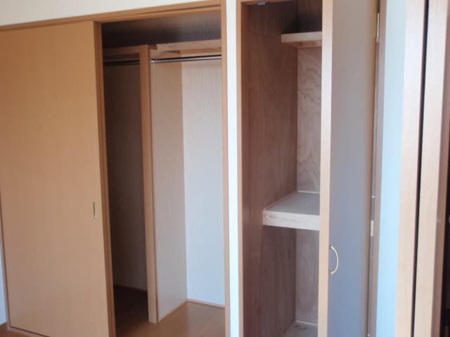  エメラルド・グリーン