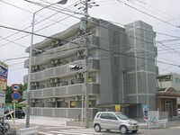 プラシードカーサ