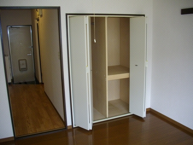  サープラスワン御宮前