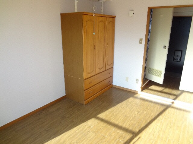  サンコートにしび