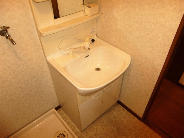  ウイングイースト