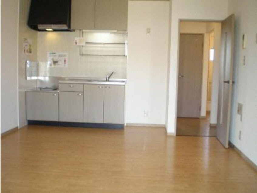  ラ・カージェ松浦