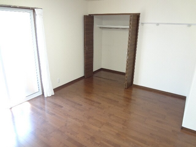  ｱﾝﾌﾟﾙｰﾙ ﾘｰﾌﾞﾙ THREE RINGS FIELD