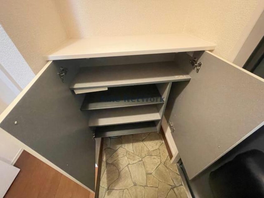  サン・イースト