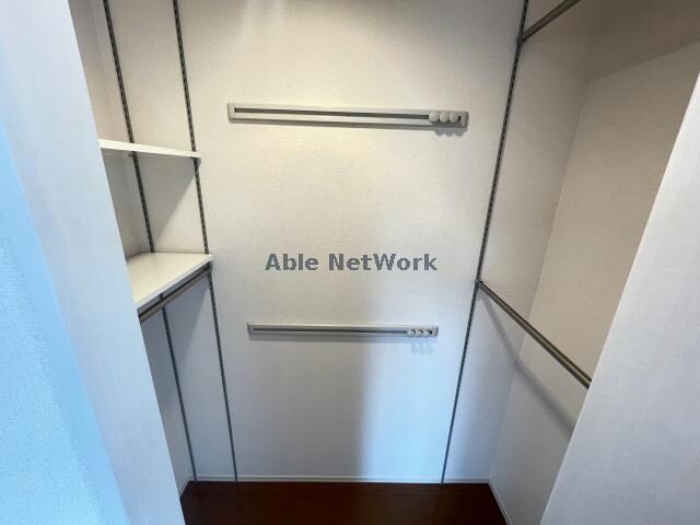  サン・イースト