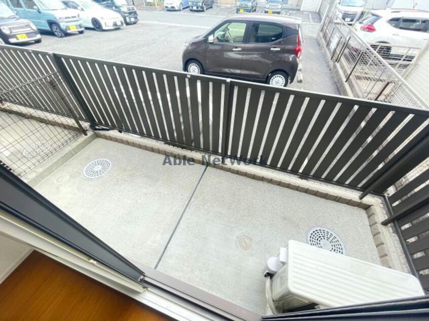  サン・イースト