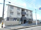 メリーモナークの外観