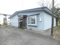清水町南4条西2丁目借家（平屋）