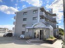 サンパレスの外観