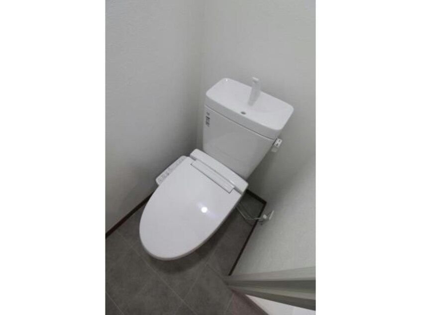 多機能トイレ ハイツ赤大路Ａ棟